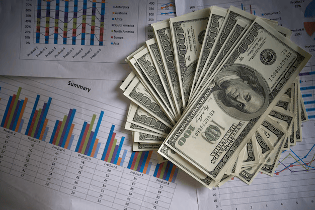 Finance & Legal: